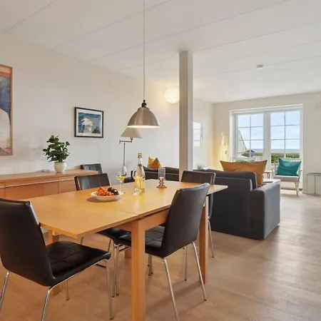 Lejlighed Rafn - 400m From The Sea By Interhome